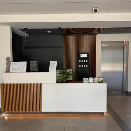 Apartmán - Z Ogrodkiem, Przy Plazy, Basen I Darmowe